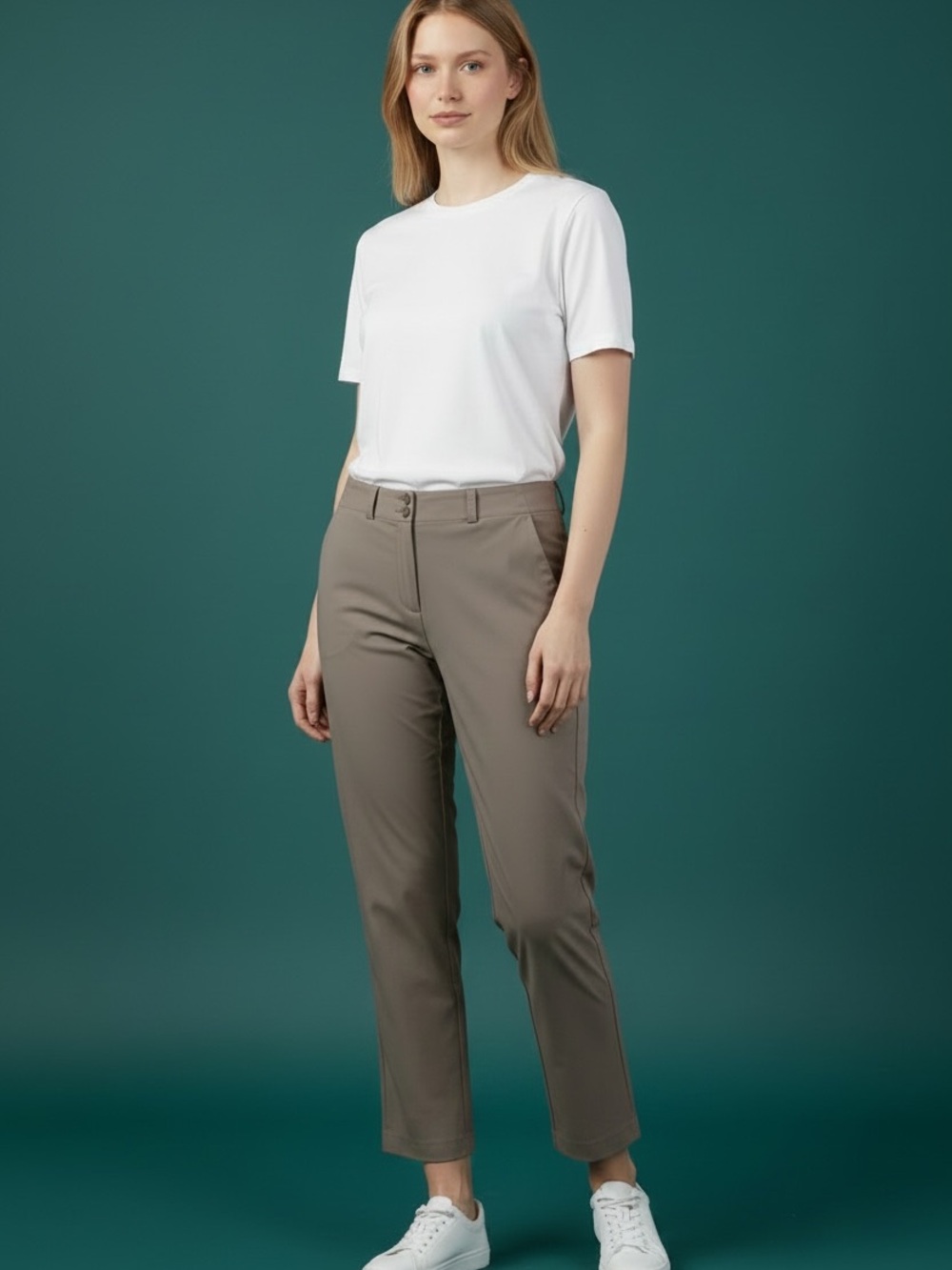 Nike Taupe Cropped Pant